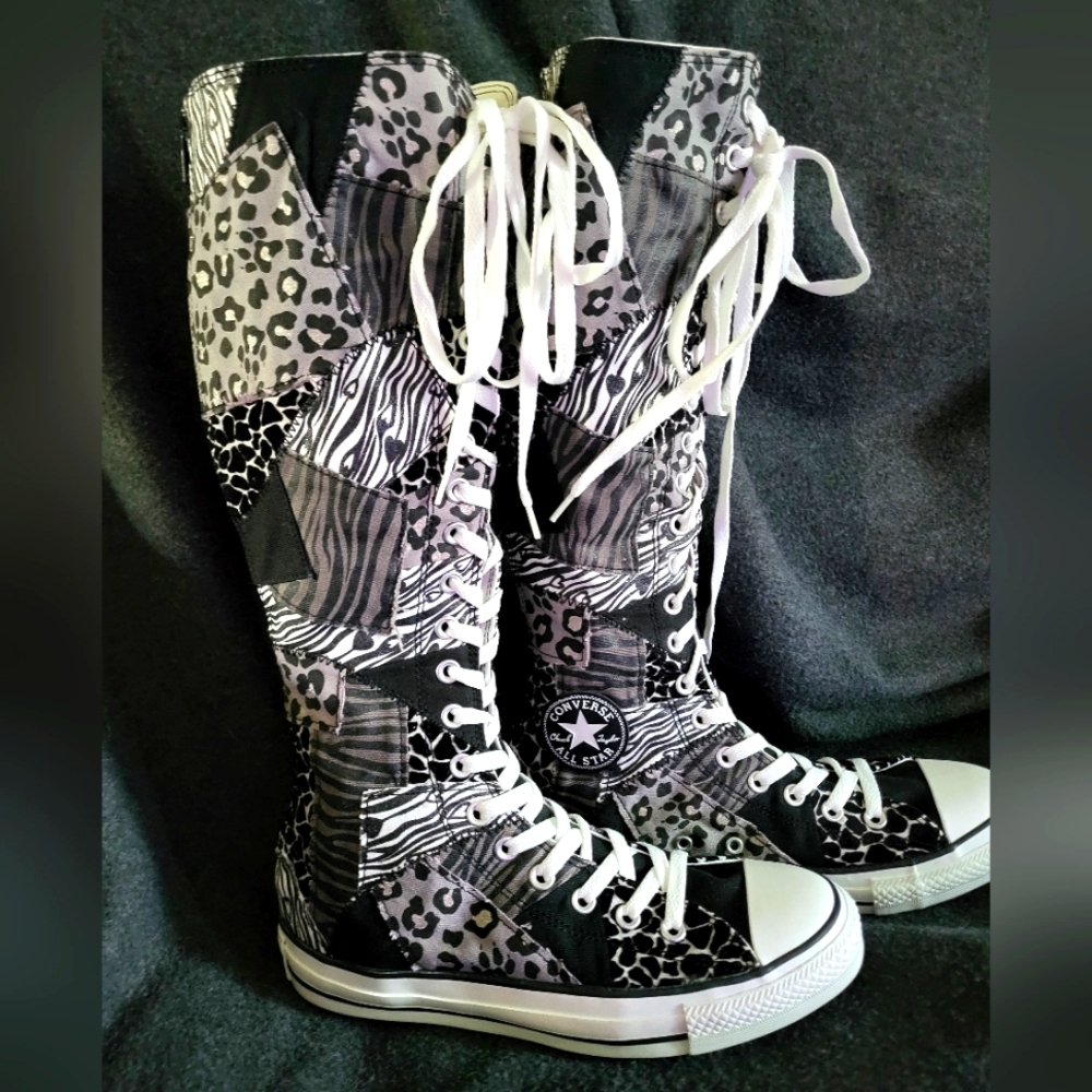 Vintage CONVERSE Animal Patchwork knee-high shoes. NWOT Size 9 women's. B/W/G